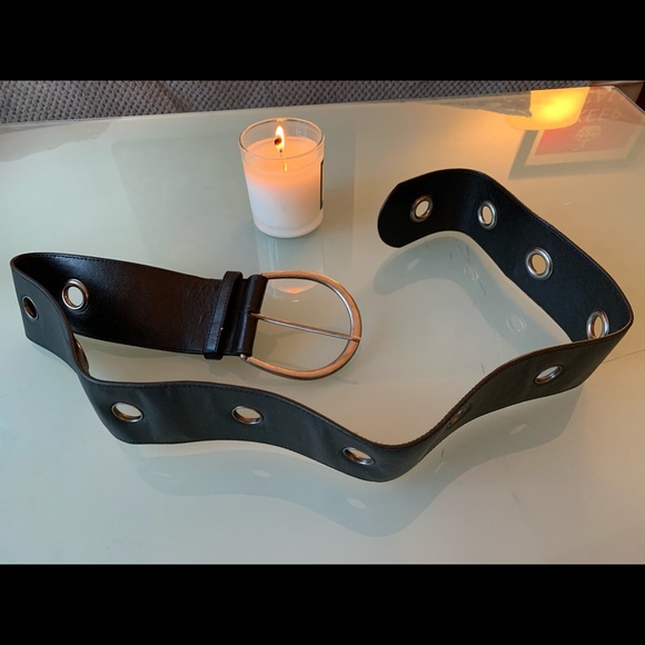 Vintage Leather Black Belt - Picture 2 of 5